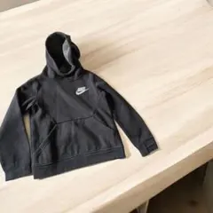 NIKE ナイキ キッズ パーカー ブラック 刺繍ロゴ 裏起毛 110cm