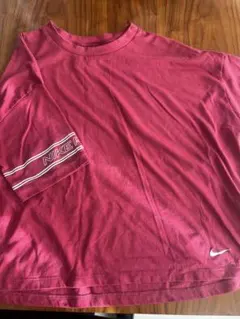 Nike 半袖Tシャツ 赤