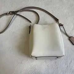 ショルダーバッグ