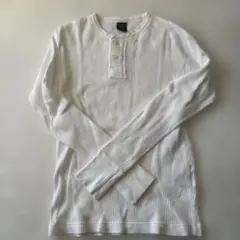 UNIQLOホワイト ヘンリーネック カットソー S