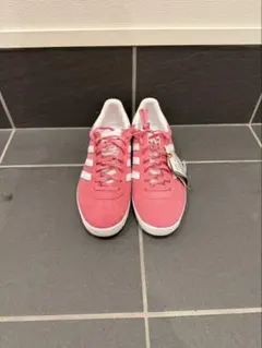 アディダス　ガゼル　新品未使用