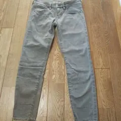 GUESSデニムパンツ 最終値下げのサムネイル