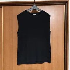 最終値下げ☆未使用☆GU ジーユー　ブラックノースリーブニットベスト