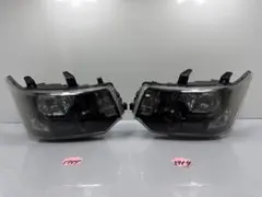 三菱デリカD5　インナーブラック仕様（左右セット）品番100-87918のサムネイル