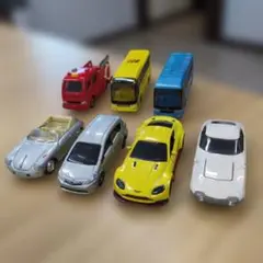 ミニカーセット 7台 赤 青 黄 白 銀 トミカ　バス　スポーツカー　消防車