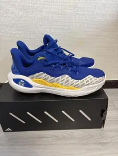 Under Armour Curry バスケットボールシューズのサムネイル