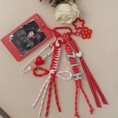 張凌赫 ジャン・リンホー キーホルダー 確認用1 - メルカリ