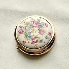 Item thumbnail for item 5449f9a0-5b36-4258-9b49-71f7f074f9e6