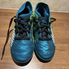 Puma キッズ スニーカー 22cm青/緑　トレーニングシューズ　サッカー