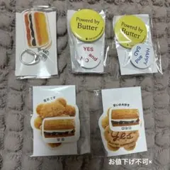 ノーレーズンサンドイッチ　メイリーパーラー　ステッカー　アクキー　缶バッジ