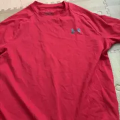 UNDER ARMOUR アンダーアーマー 赤 Tシャツ