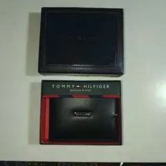 TOMMY HILFIGER 二つ折り財布 ブラック