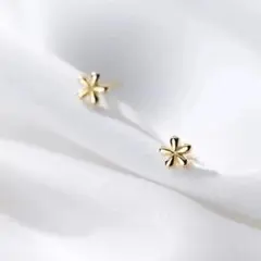 No120 ミニ フラワー通勤 ［ゴールド ］金属アレルギー対応 高品質