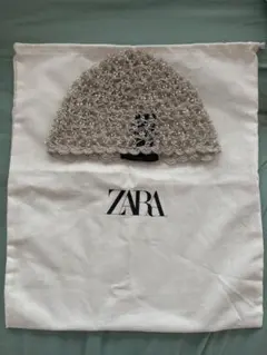 ZARA クロシェットビーニー ビーズ装飾 ニット帽 巾着付きのサムネイル