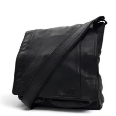 美品　Fossil　ショルダーバッグ　メッセンジャーバッグ　レザー　黒　A4◎のサムネイル