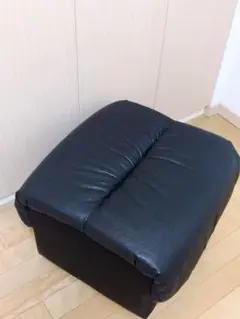 블랙 합성 가죽 오토만 스툴