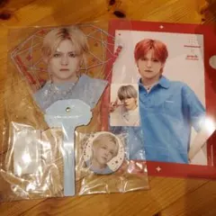 TREASURE ヨシ 缶バッチ うちわ 会場限定 トレカ クリアファイル