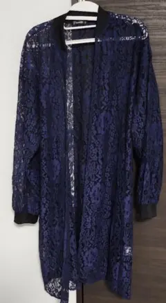 Item thumbnail for item b3ecd49d-eb3b-48fc-90cf-7f2bcf651eff