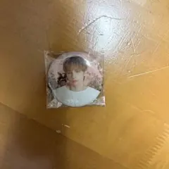 TXT カプセルトイ　缶バッチ　ヒュニンカイ