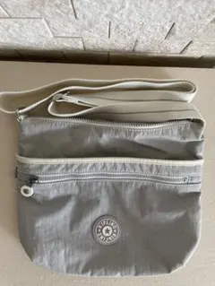 KIPLING ショルダーバッグ 薄いグレーのサムネイル