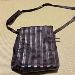 Item thumbnail for item 05f61b9a-4e95-42f1-8563-5d5d42851613