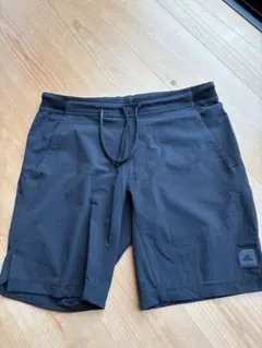 adidas ゴルフ　ショートパンツ ブラック Mのサムネイル