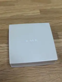 RMK フローレスカバーコンシーラーケースのサムネイル