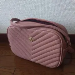 イギリスで購入した　ピンク キルティング ショルダーバッグ