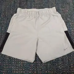 NIKE ハーフパンツ