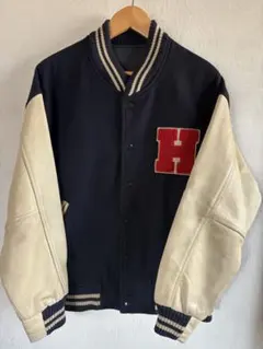 ウール スタジャン