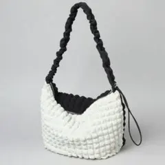 HARE ワッフルショルダーバッグのサムネイル