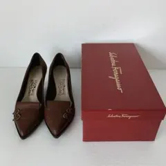 【未使用に近い】Ferragamo ブラウン パンプス