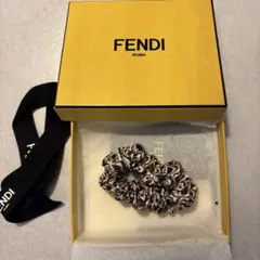 美品 FENDI ズッカ レディース ヘアアクセサリー 8792 - メルカリ