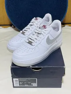 新品24.5cmナイキ　エアフォース1'07 ホワイト クールグレー グリッター 2026年最新】nike air force 1 07 lx グリッターの人気アイテム - メルカリ