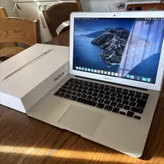 美品 MacBookAir 箱、付属品あり