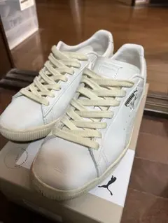 PUMA Clyde ホワイトレザー スニーカー