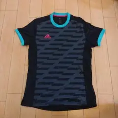 アディダスティシャツ