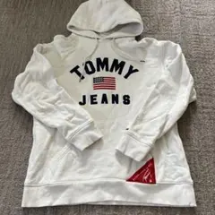 TOMMY JEANS パーカー ホワイト