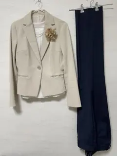 ofuon ベージュジャケットとネイビーパンツ+300円 40 入学式　卒業式