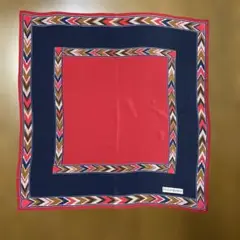 イブサンローラン 幾何学模様スカーフ