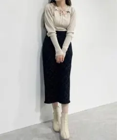 膝丈タイトスカート