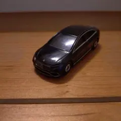 トミカ メルセデス・ベンツ EQS 450+