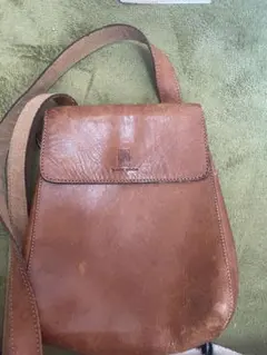 アンティーク調茶色いバッグ