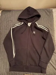 ジップパーカー