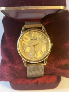 GUESS ゴールド クォーツ腕時計メンズのサムネイル
