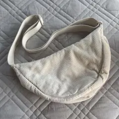 UNIQLO ラウンドミニショルダーバッグ