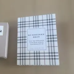 BURBERRY 香水