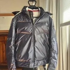 MONCLER ダウンジャケット ネイビー フード付き