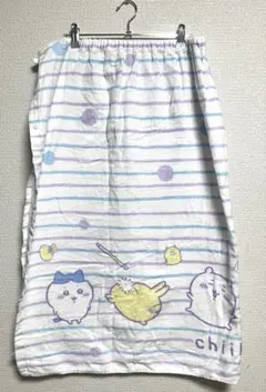 ちいかわ スナップ付きタオル　大判 巻きタオル　ラップタオル 80cmのサムネイル