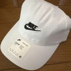 Nike 子供用キャップ ホワイト (4-7歳)